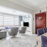 Cozy Flat Near Various Popular Attractions In Moda Apartment Istanbul